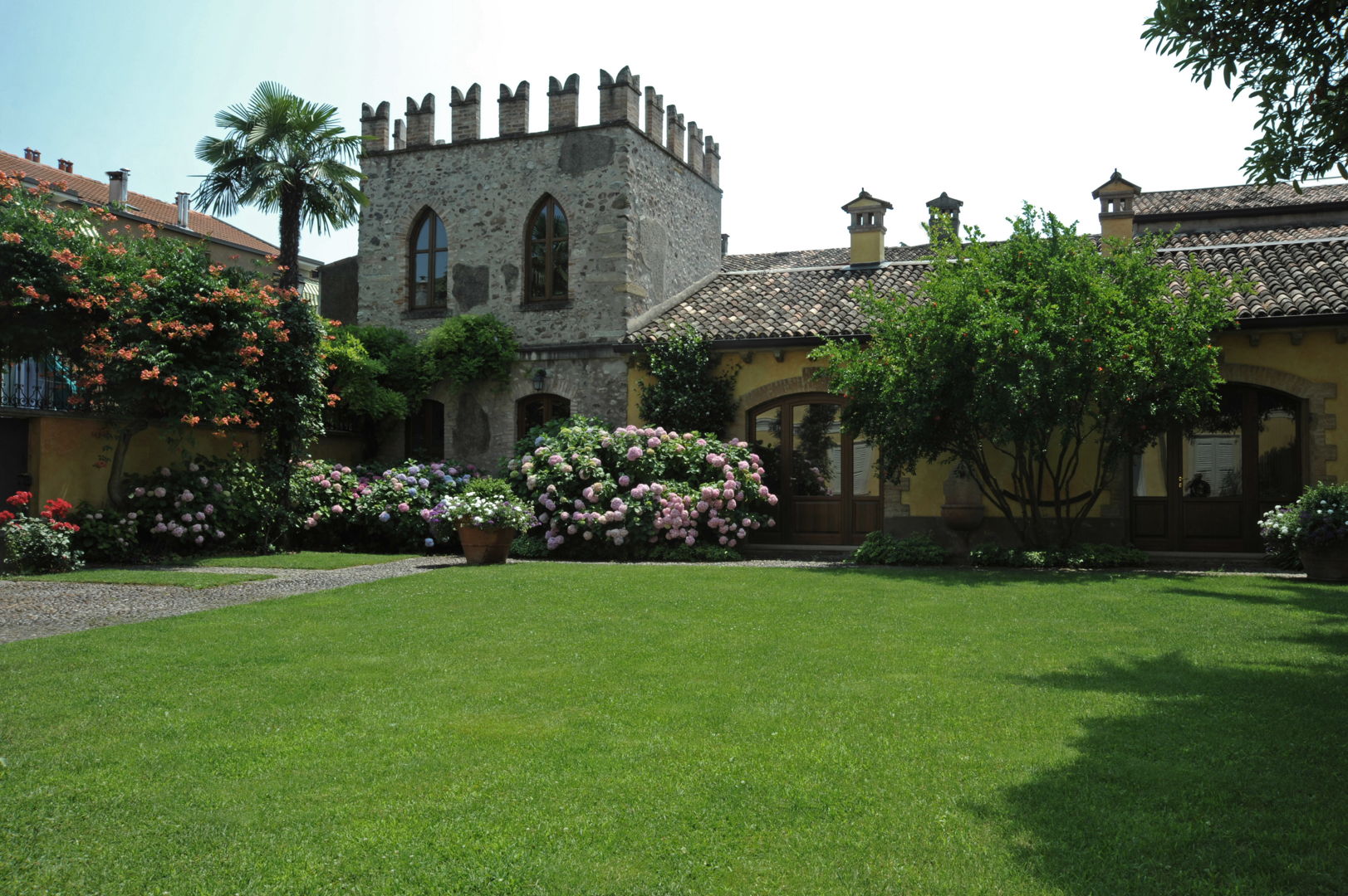 realizzazione di progetto di giardino pittoresco nel parco del Mincio