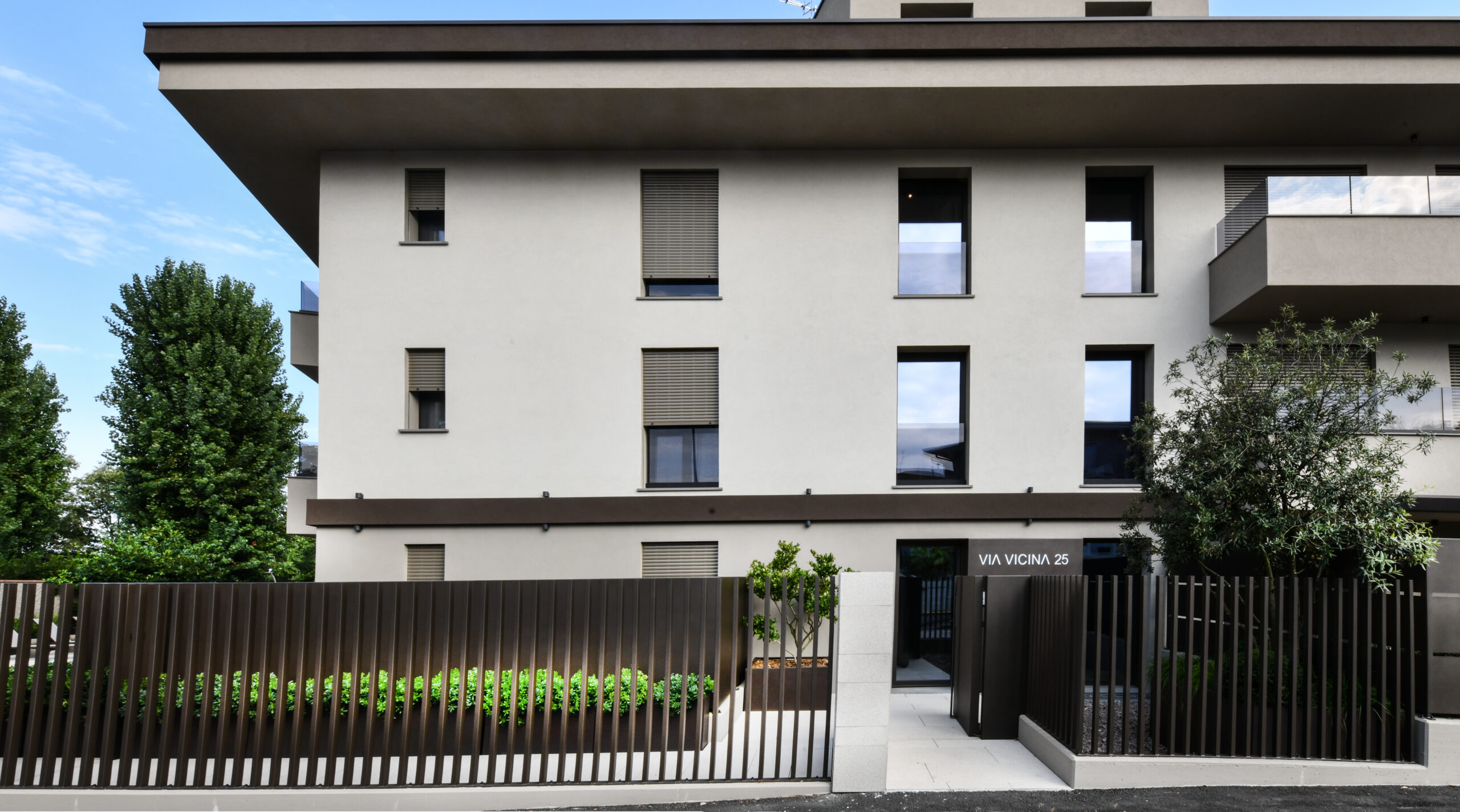 realizzazione progetto di giardino pensile a desenzano del garda (Brescia)